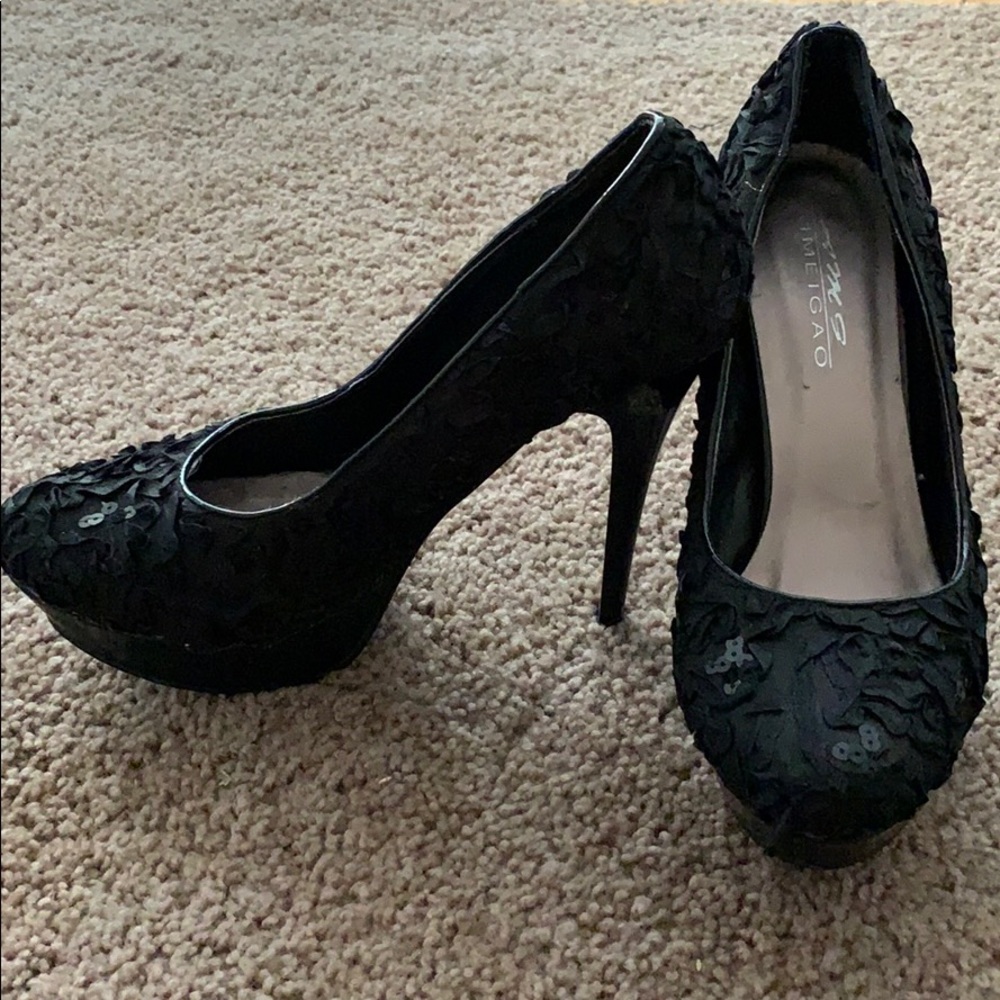 Platform heels - Picture 2 of 4